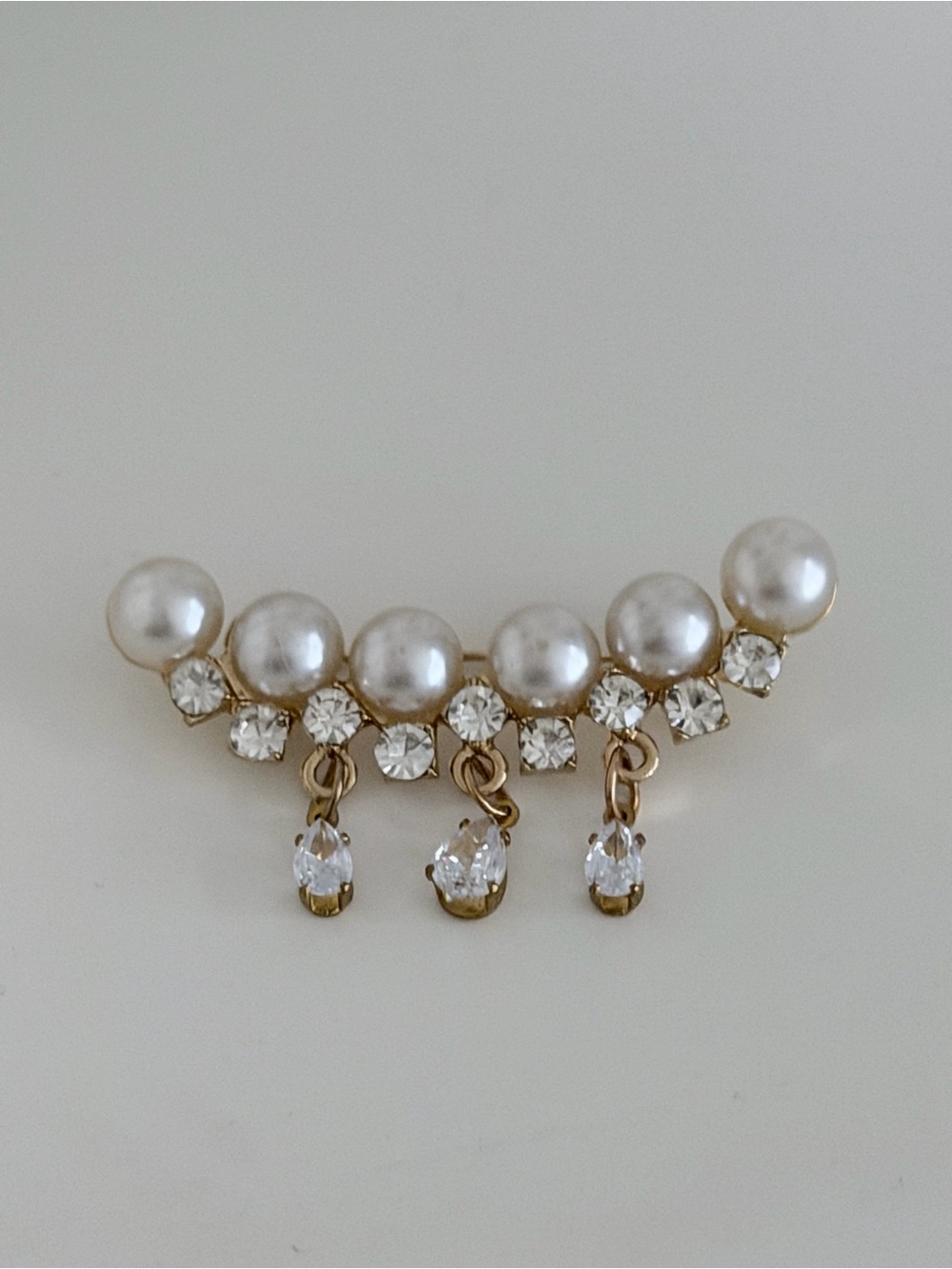 Rhinestone & Pearl Brooch